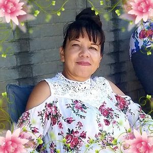 Meet your Posher, Juana